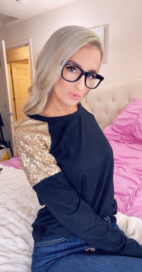 big tits college onlyfans hot xxx picture