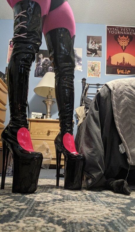 Paralllaxus star nude img