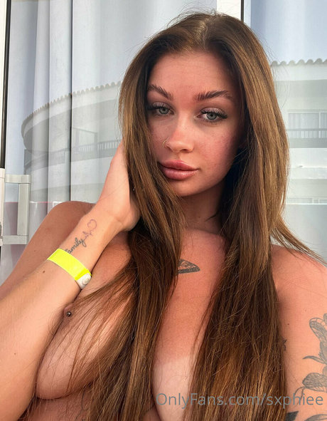sxphiee erotic model photos