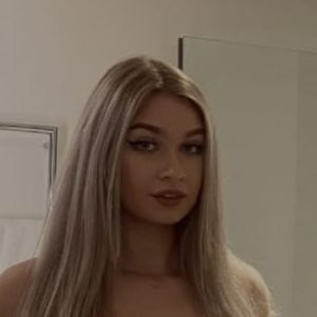 sxphiee pornstar naked image