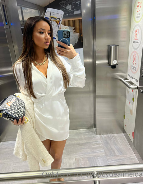 gabbydealmeida high quality star photo