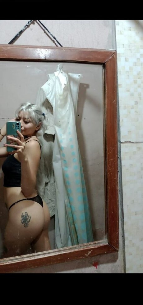 ajenj0 model exclusive img