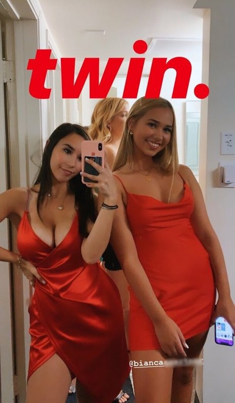 X a n t h e sexy star picture