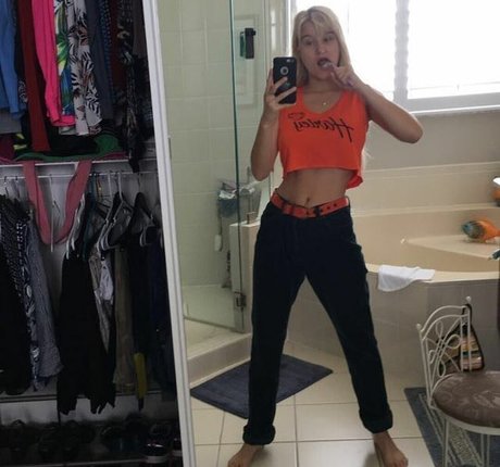 natnevv star beautiful img