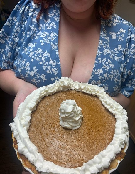 kyliethecurvy xxx pornstar pictures