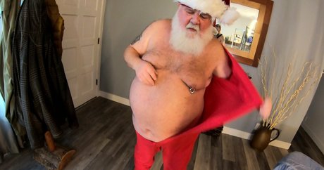 underthegut nudes star image