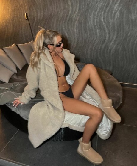 Payton Ramolla model hot pics