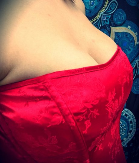 layannadoromitji erotic actress img