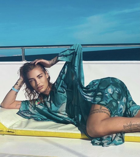 teen young onlyfans hot naked pics