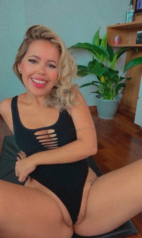 Talita Marin erotic pornstar pic