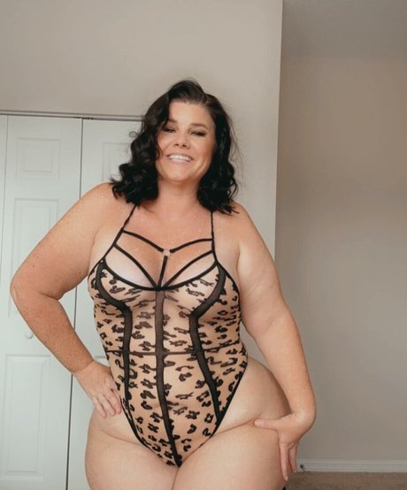 Crystal McBootay erotic model pictures