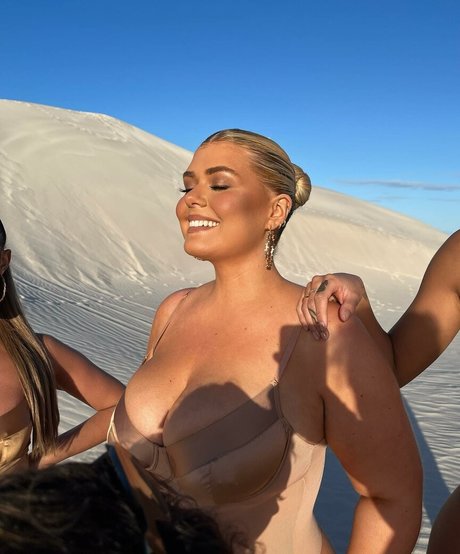 transsexual onlyfans art naked photos