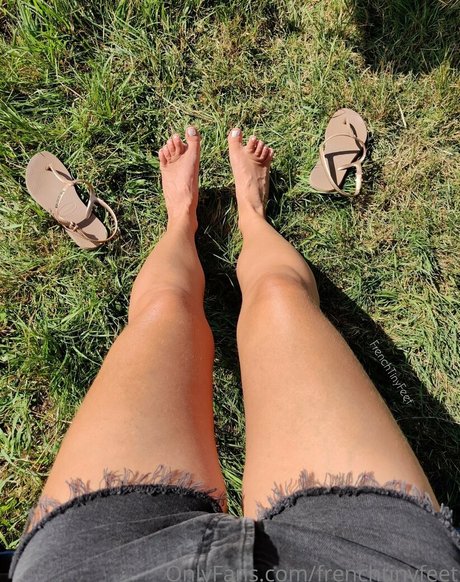 frenchtinyfeet xxx pornstar galleries
