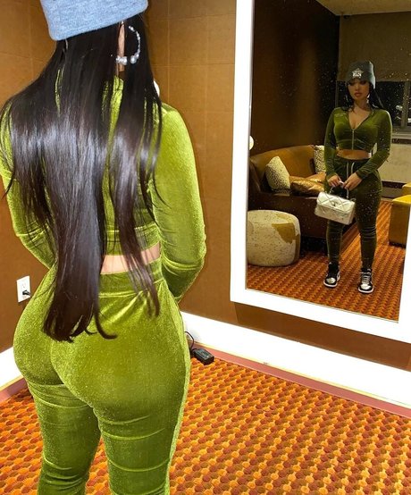 Sakura Nakamura beautiful pornstar pictures