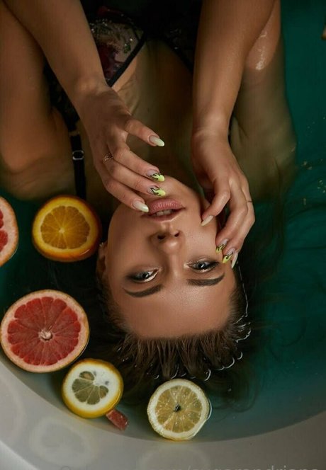 sugarandriana model art picture