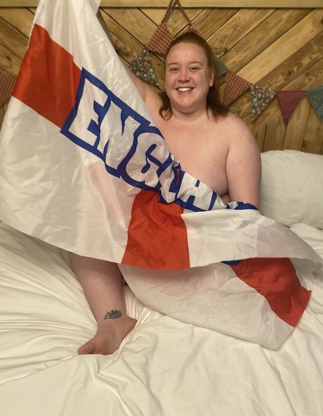 chubbycupcake naked pornstar archive