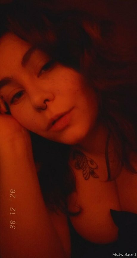 mrandmrstwofaced top actress image