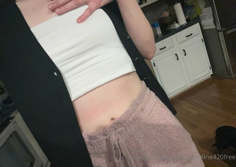 vannnaonline420free pornstar perfect photos