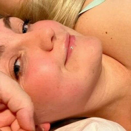 Jessylou sex model picture