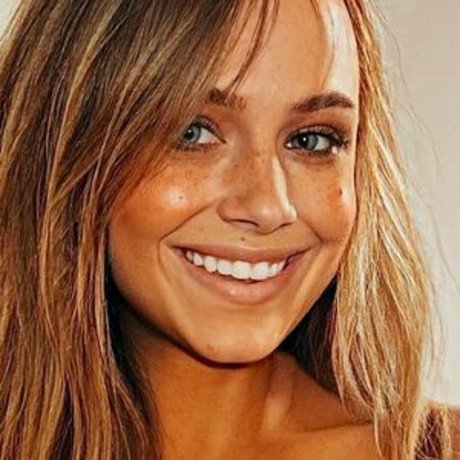 skinny shemale onlyfans erotic photo