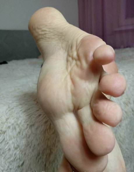 goddesstessaprag pretty model img