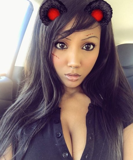 Amber Higgins Cecil star free archive