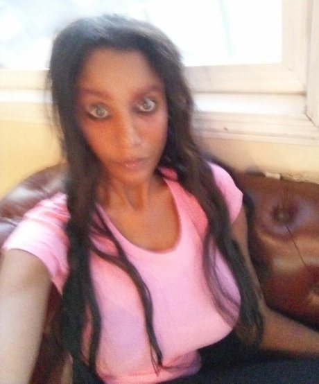 Amber Higgins Cecil art star img