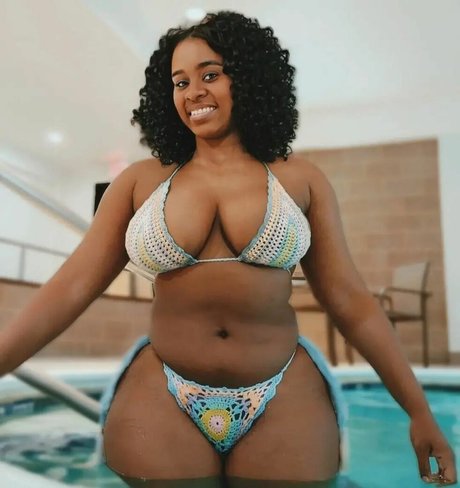 chocolateleia pornstar free photo