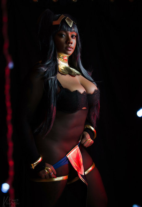 izzysaeko actress archive