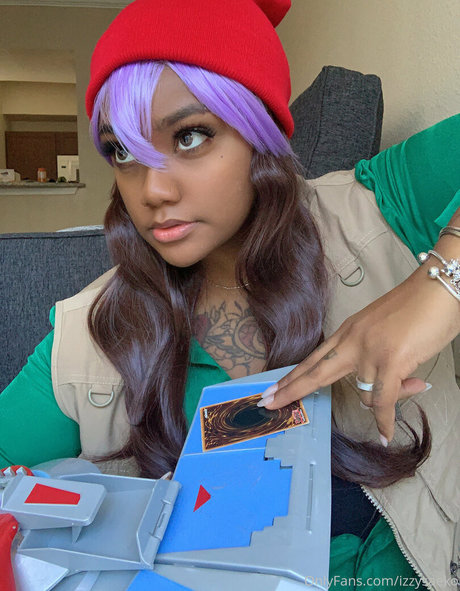 izzysaeko pornstar high quality pics