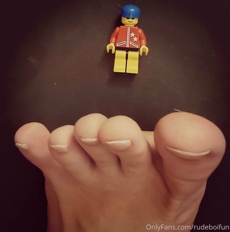 rudeboifun model pretty pic