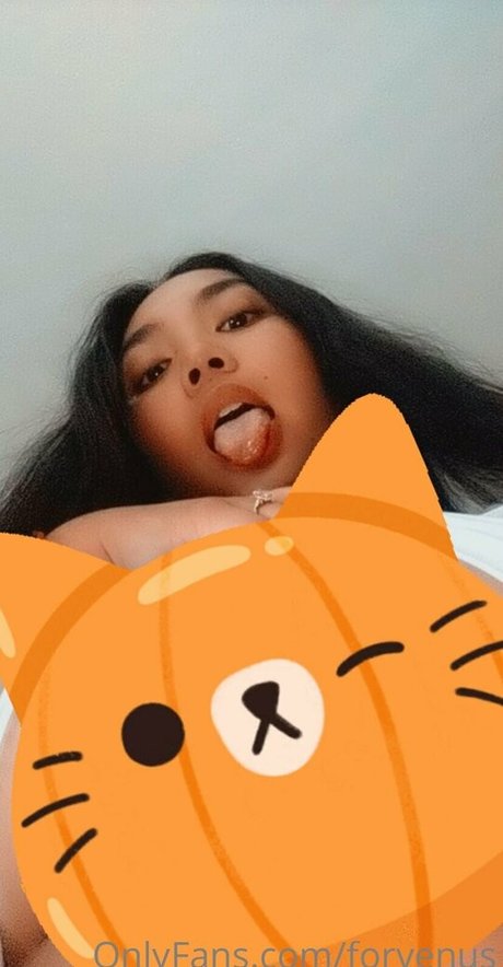 forvenus adult star photos