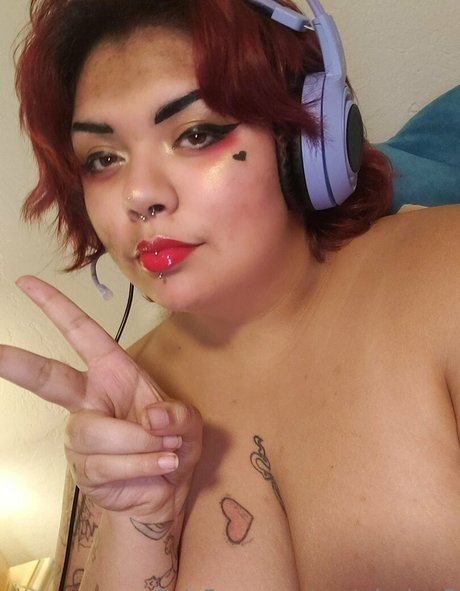 pastelvvhor3 nice model pic