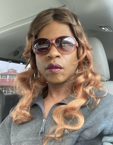 cdsharon hot model gallery