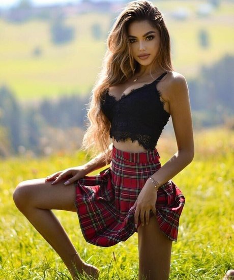 aurolka nudes actress image