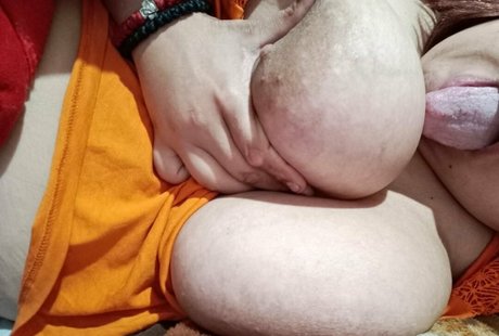 slut milf onlyfans sexy naked image