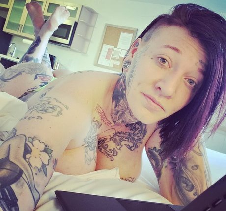 ChrystalNevius sex star photo