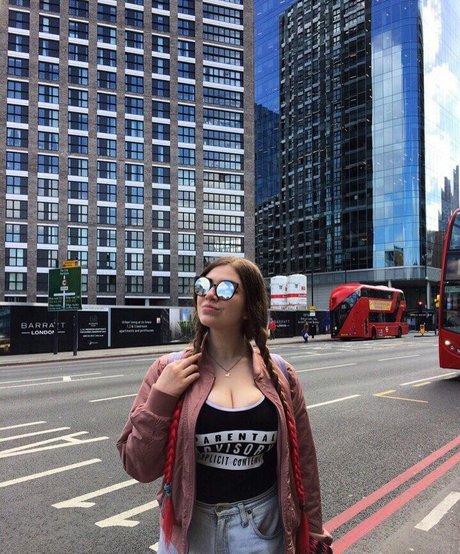 Sasha Shtern sex star pic