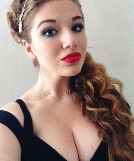 Sasha Shtern model beautiful img