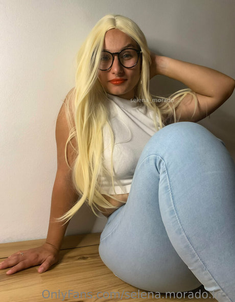 selena morado free exclusive actress photos