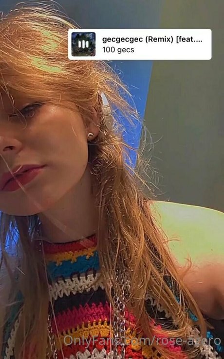 rose azero star naked images