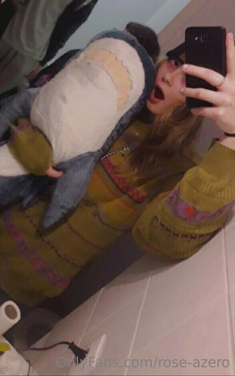 rose azero free star photos