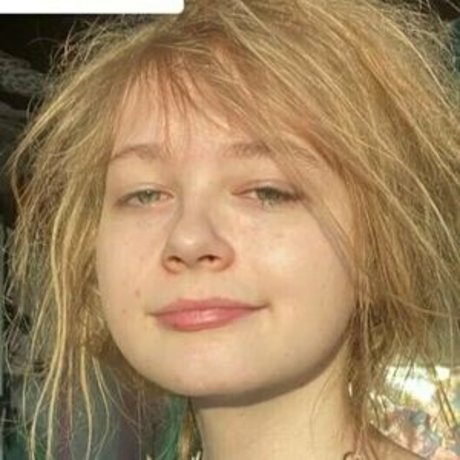 rose azero exclusive actress photo