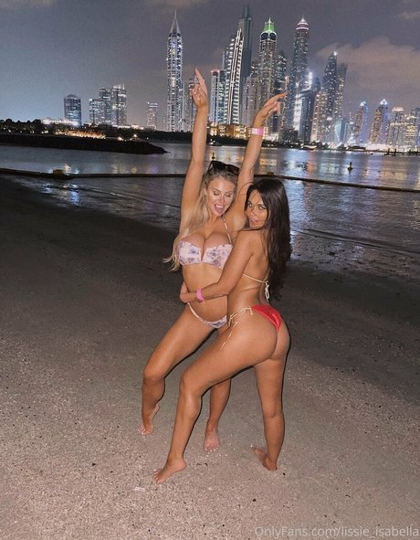 Lissie Isabella sexy star pic