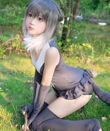 SeeU Cosplay adult model gallery