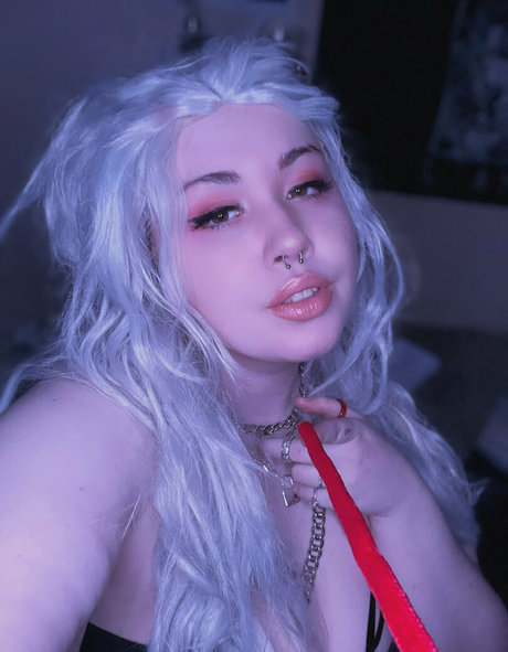 skelewinkz model nude images