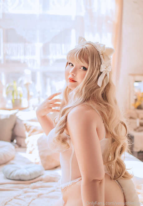 smile onlyfans beautiful naked photo