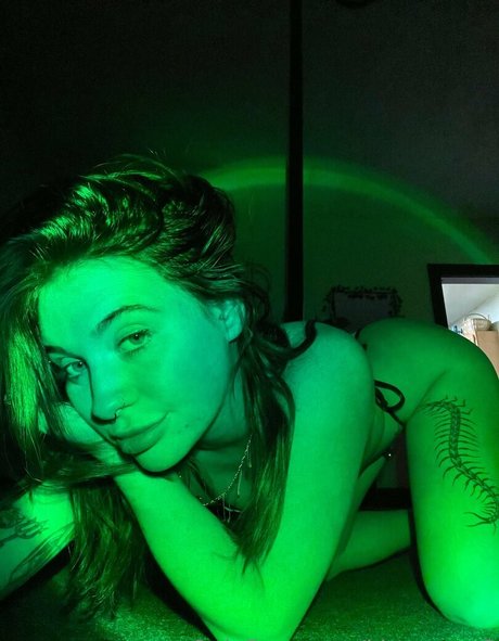 Kittycourty pretty actress image