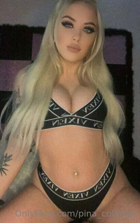 pina coladaa model exclusive pictures