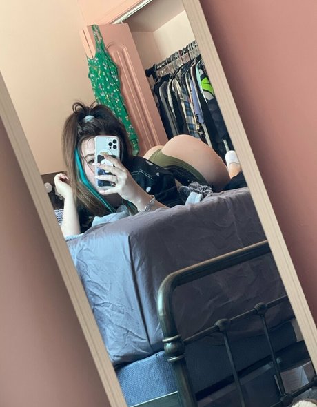 devereux quinn star nude pictures